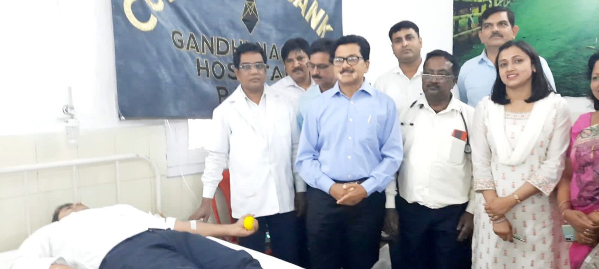 CCLRanchi's tweet photo. Donate Blood Save Lives..
#TeamCCL organised a blood donation camp at Adarsh Hospital Bhurkunda in Barka Sayal area. 27 units of blood were collected on the occasion.#BloodDonation #CclCsrInitiative https://t.co/fu9eAmO615