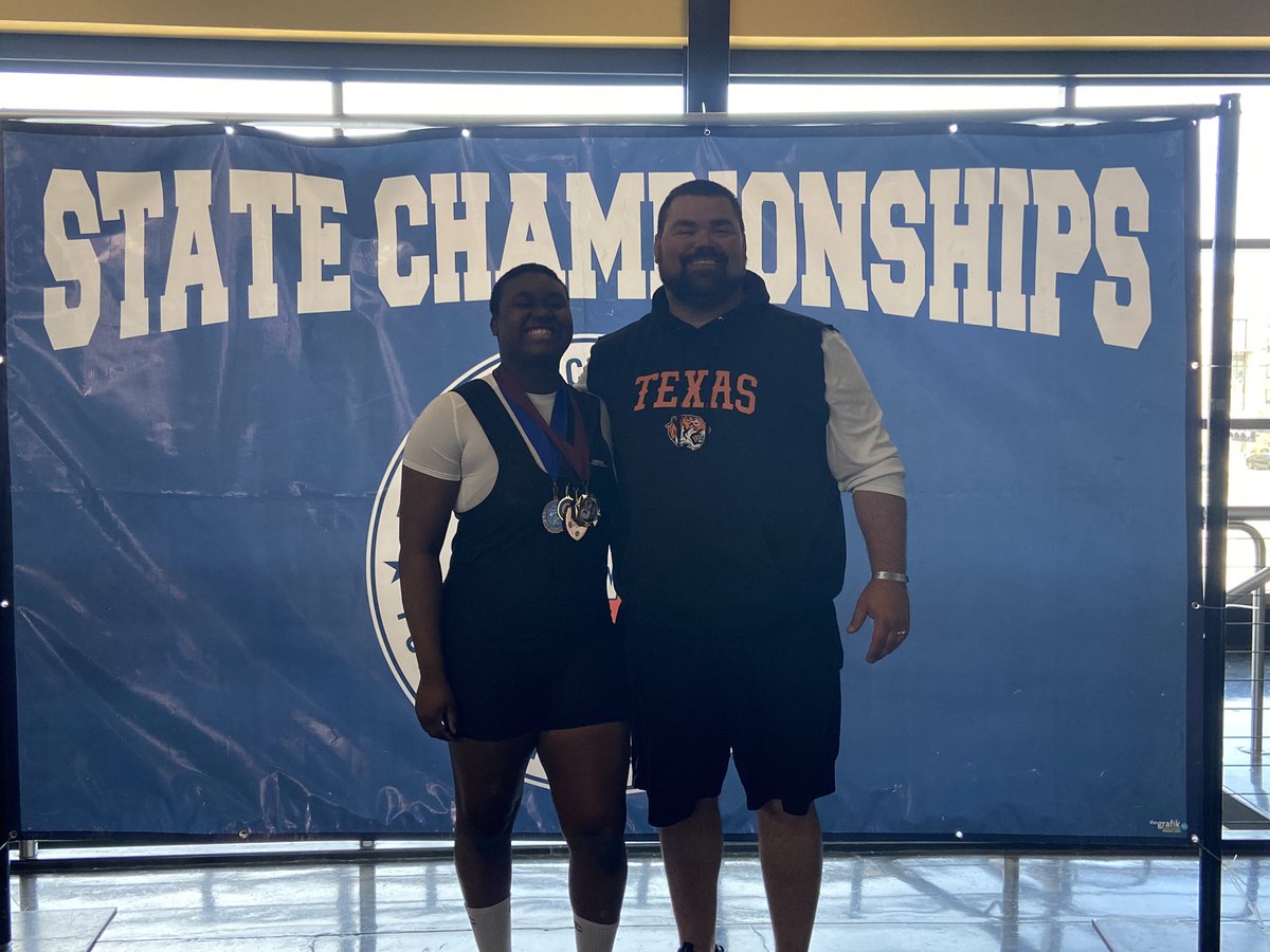 CoachJHarrellOL's tweet photo. Aderice did great!! 7th place finish at the State Championship!!! #THSWPA #PTK https://t.co/Y4N6AVkI1e