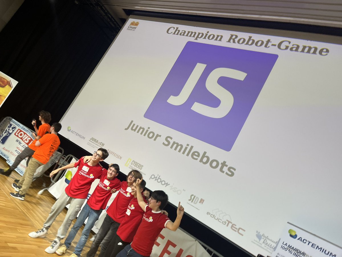 yanke46's tweet photo. I’m so proud of our @ated4kids #SmilebotsJunior team that won the robot game at @RobotsJU today. #mentorLife https://t.co/sE0fh489DP