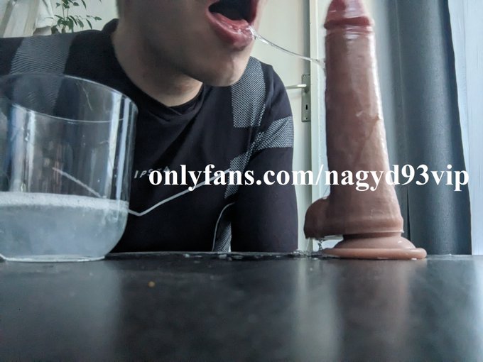 Messy weekend.  Kissing a glass, then just filling it with my drool and spit.  I'm also giving a BJ to<a href="/tag/kiss"class="tags"><span>#kiss</span></a><a href="/tag/tongue"class="tags"><span>#tongue</span></a><a href="/tag/mouth"class="tags"><span>#mouth</span></a><a href="/tag/giant"class="tags"><span>#giant</span></a><a href="/tag/lick"class="tags"><span>#lick</span></a><a href="/tag/spit"class="tags"><span>#spit</span></a><a href="/tag/sloppy"class="tags"><span>#sloppy</span></a>