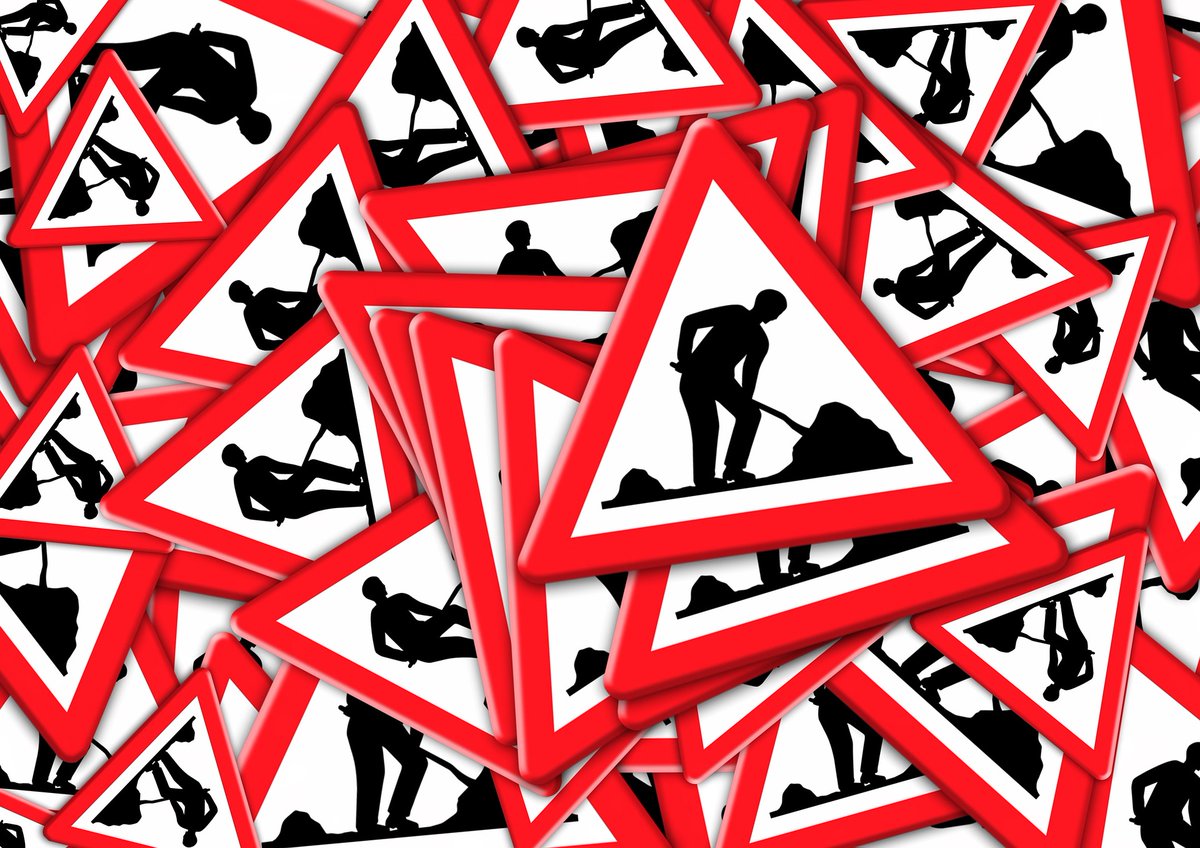 Er vinden komende periode verschillende wegwerkzaamheden plaats (veelal asfaltonderhoud van de rijbanen). Bekijk om welke wegen het gaat op bit.ly/3TrmGtw.