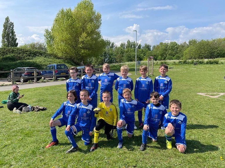 JPHArchitects's tweet photo. JPH Architects are sponsoring 2 junior football teams, Pentre Spartans U6’s and Pentre Titans U11’s. The kids look great in their new kits! Pentre Fc https://t.co/gvhuzyGTZU