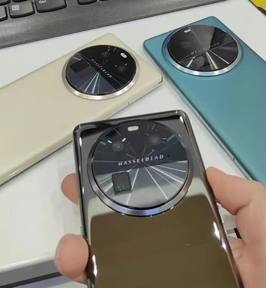 galaxymobile111's tweet image. Oppo Find X6 Pro leaked in all three colors #FindX6Pro