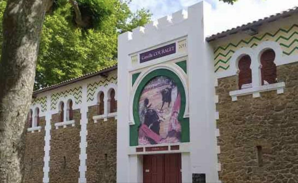 📍Villeneuve De Marsan 
🗓️ 08/08/23 
🐂 D. Cuillé🐂

🗡Thomas Dufau 
🗡Dorian Canton 
🗡Yon Lamothe  #despedida #torero