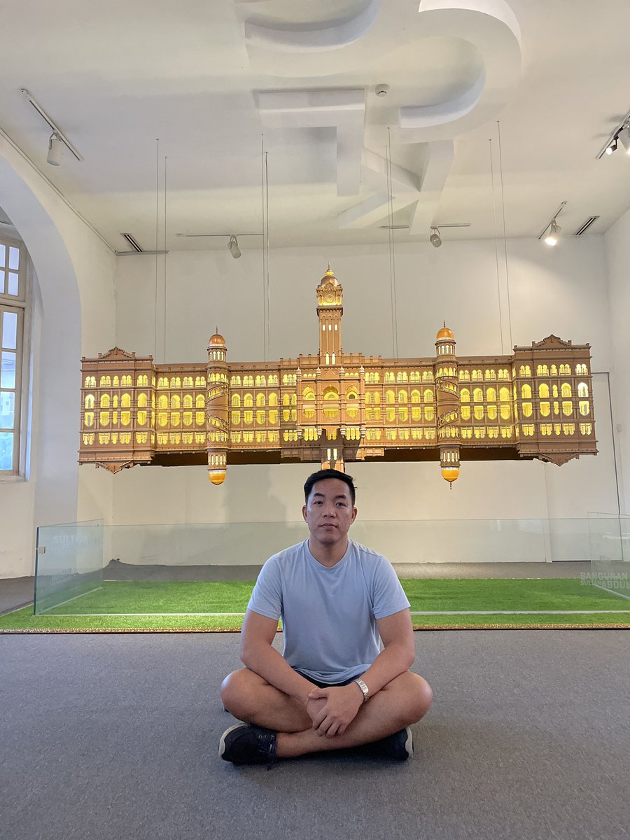 AshamanLester's tweet photo. In Kuala Lumpur, it is never too late to dream a new dream

Day 1 of 4: Hop On Hop Off Bus Tour

✅ Jalan Petaling
✅ Merdeka Square
✅ KLCG Confectionery &amp; Bakery
✅ Kuala Lumpur City Gallery ⭐️⭐️
✅ River Of Life
✅ NU Sentral / KL Sentral https://t.co/Ds3RcOT6bh