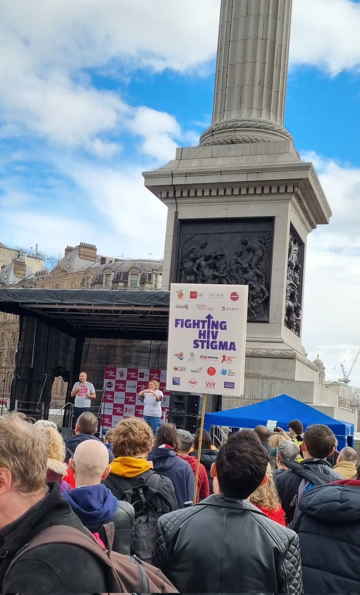 An amazing day in London with Inspirational speakers including <a href="/RichardAngell/">Richard Angell 🇺🇦</a> &amp; <a href="/NathanielJHall/">Nathaniel J Hall</a> 
Ready for a snooze on the bus back home now