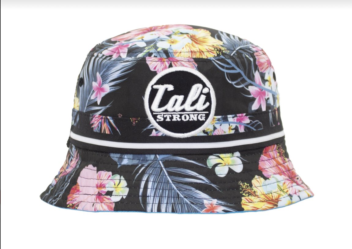 CALIStrongUSA's tweet image. Time to check out the Hibiscus Collection with the world’s only 3-way reversible #buckethat, curvebill #patchhat and the matching socks.  The combinations are unlimited and the style is undeniable. #calistrongusa #calistrong #hibiscusflowers🌺 #sportslifestyle #sportsbrand