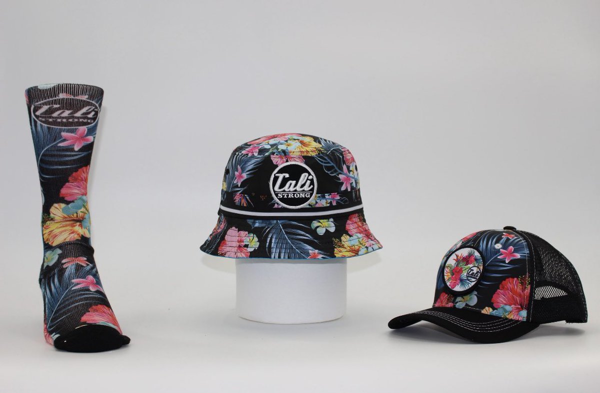 CALIStrongUSA's tweet image. Time to check out the Hibiscus Collection with the world’s only 3-way reversible #buckethat, curvebill #patchhat and the matching socks.  The combinations are unlimited and the style is undeniable. #calistrongusa #calistrong #hibiscusflowers🌺 #sportslifestyle #sportsbrand