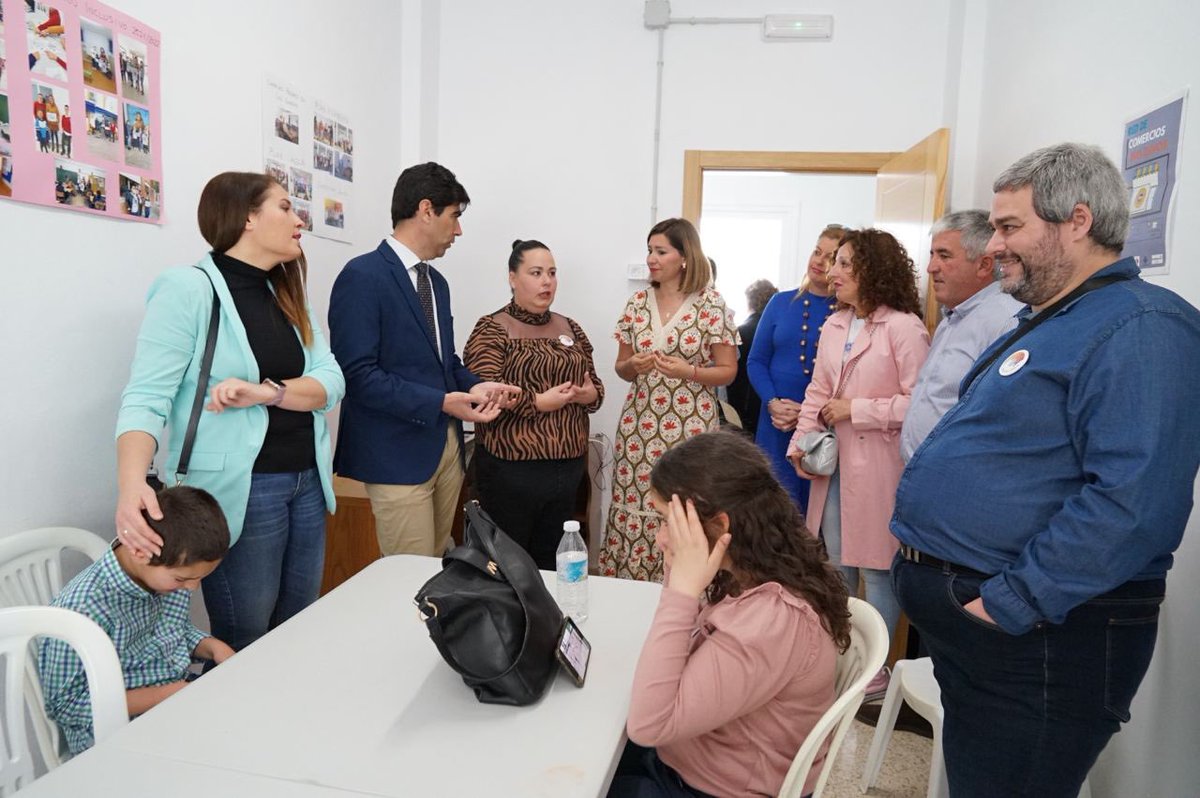 FranSantosCoin's tweet photo. Desde estas instalaciones podrán seguir trabajando para construir una mejor sociedad, porque juntos hacemos ciudad. ¡Enhorabuena! #CoinAvanza #ElProyectoQueNosUne https://t.co/JYhrYp8S1n