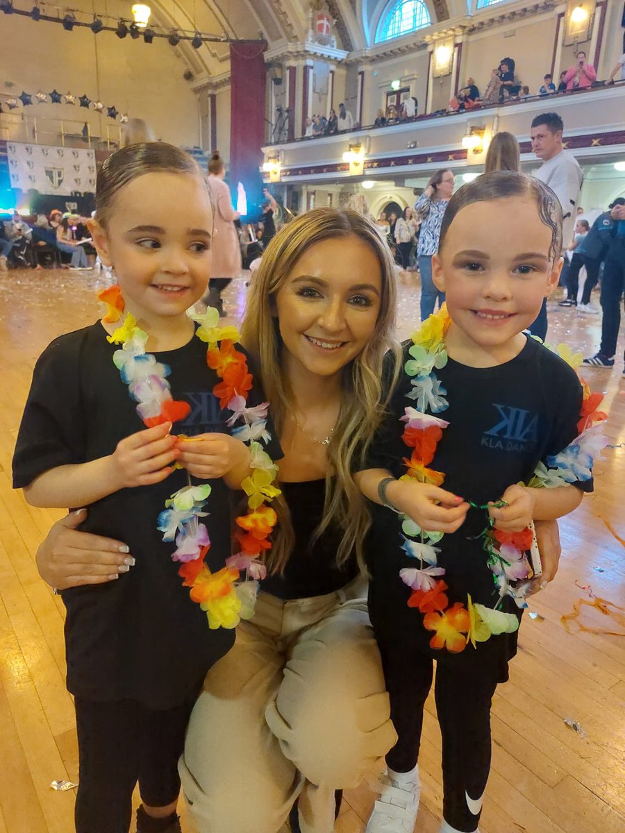 Miss Hughes ✏️ tweet media