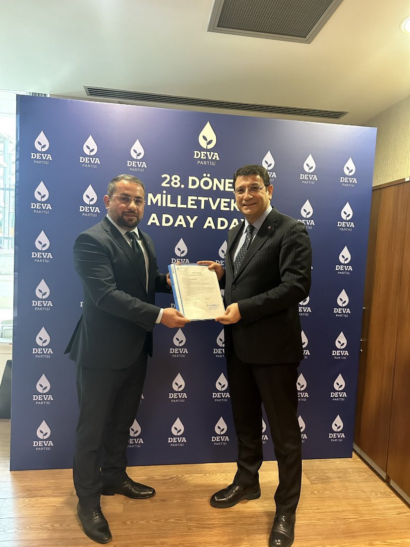 28. Dönem Milletvekili Aday Adayı olan abim <a href="/ozeyranoglu/">Av.Yılmaz Özeyranoğlu</a> Memleketimiz Şanlıurfa’ya Deva Olma Yolunda Başarılarının devamını diliyorum 💧🌱 
@SanliurfayaDEVA <a href="/AvAhmetTuysuz/">Av. Ahmet TÜYSÜZ</a> <a href="/devapartisi/">DEVA Partisi</a>