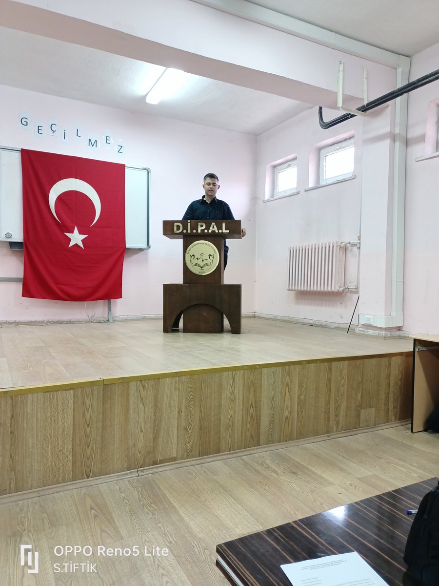 DamatLisesi's tweet photo. Çanakkale Şehitlerimizi rahmetle anıyoruz https://t.co/p0p62gMFiS
