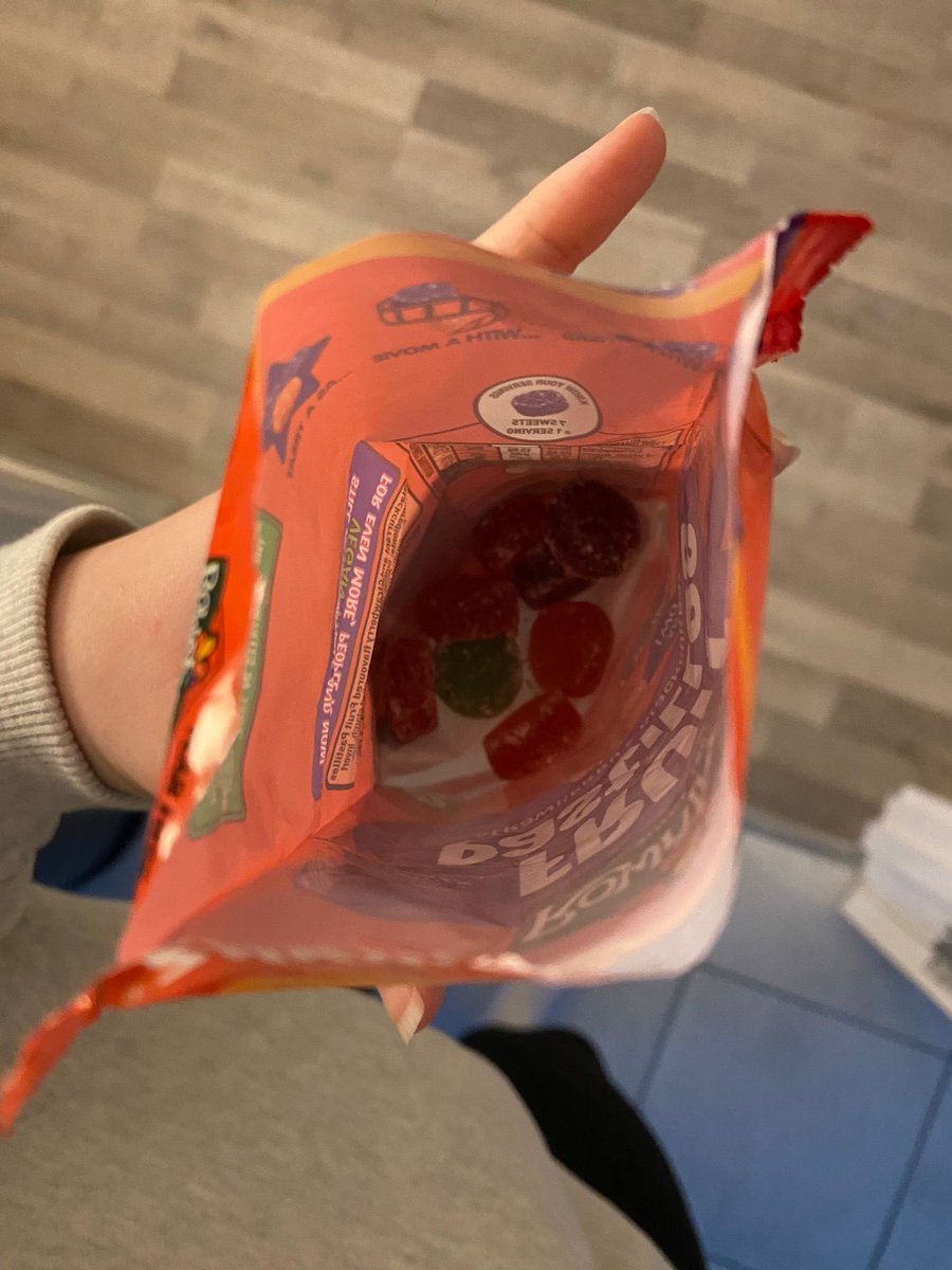 william_flay's tweet photo. @ROWNTREES we have an imposter… 😭🟢 💔 https://t.co/ND3fxgFtap