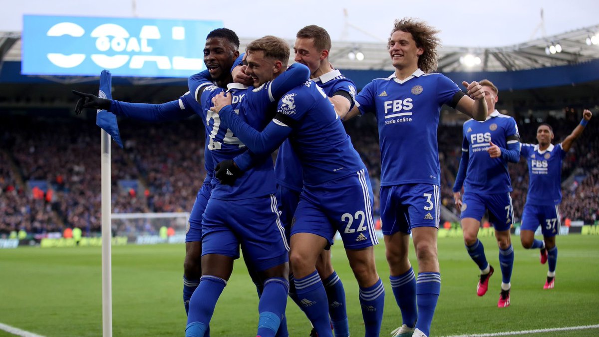 jaydenwhit_'s tweet photo. 🚨 WRITING OPPORTUNITY 🚨

With three of the four Midlands teams locked in a relegation battle, now could be the perfect time to write about them!

We are looking for new writers to join the @VAVEL Midlands office. 

If you are interested get in contact with me or @billyhdobson. https://t.co/3QQt3c9wh3
