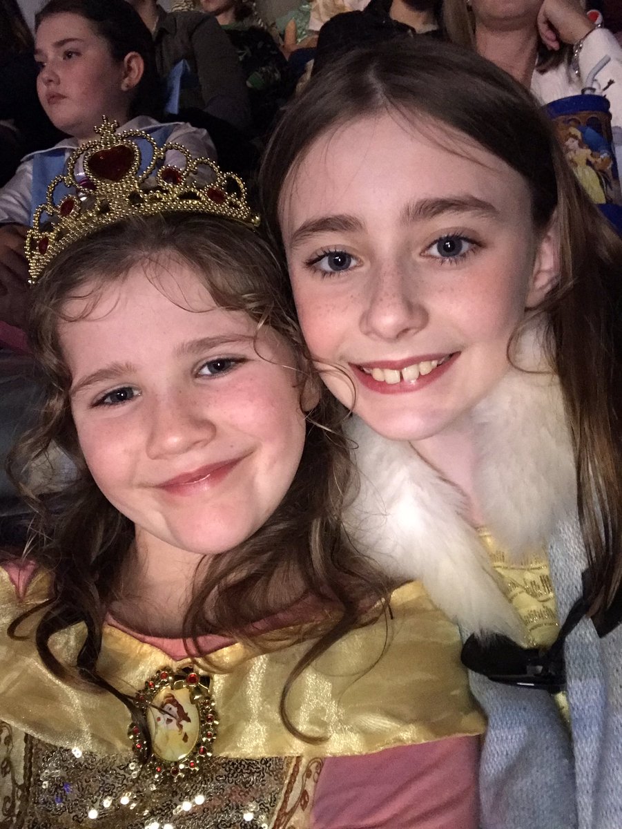 #Disneyonice