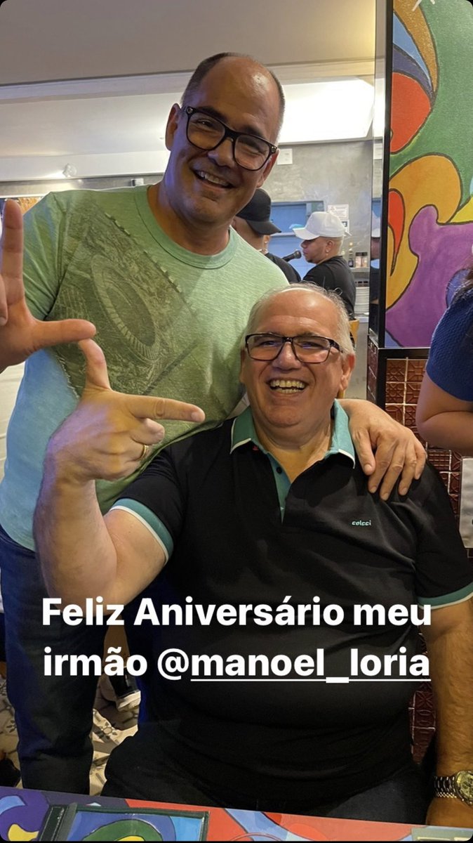 manoelloria's tweet photo. @Fa1ryNight No meu aniversário, eu e meu irmão https://t.co/snP0Daj3eA