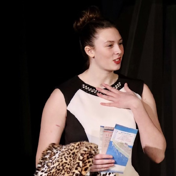 SalisburySchool's tweet photo. Check out 9 to 5 tonight (3/18) at 7 pm or Sunday at 2 pm. Great pictures from Destynie Lichtenwalner! 🎭
#yoursalisbury https://t.co/68U0H5mUTb