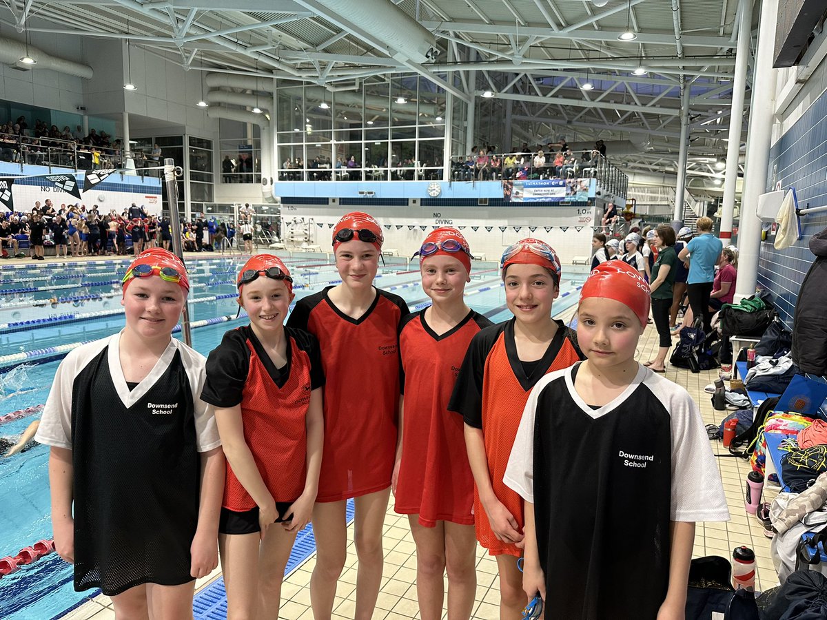 Good luck to our swimmers at the ESSA Primary Relays this evening. <a href="/essa_swimming/">ESSA's Swimming</a> #TeamDownsend #RESPECT 🏊🏼‍♀️🏊🏼‍♂️