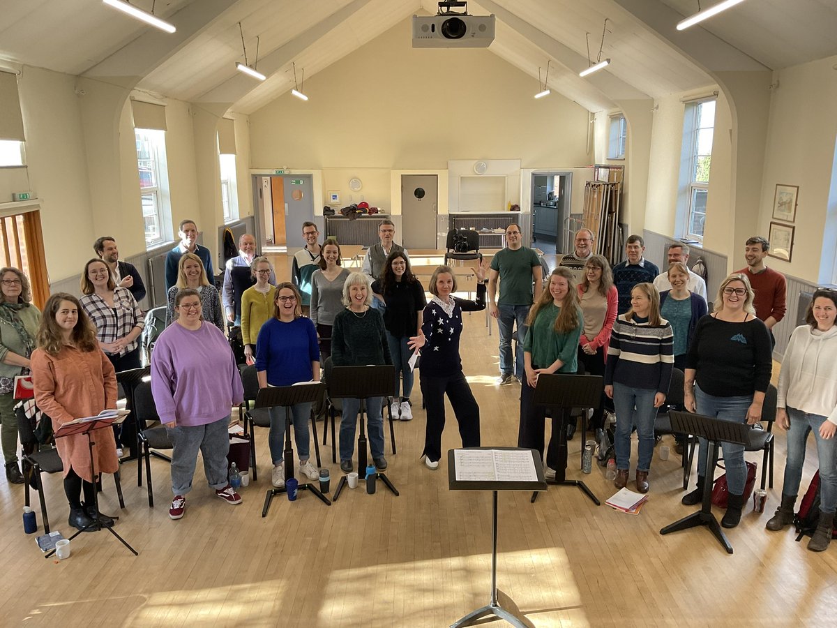 amybebbs1's tweet photo. So encouraging to work with the brilliant singers of @HarlequinChCh with some very lovely and capable conductors, on some challenging repertoire. “We are alchemists of sound”! So grateful to be able to host this masterclass after nearly 3 years. Choral music is viable and valued! https://t.co/w5VXptTqdT