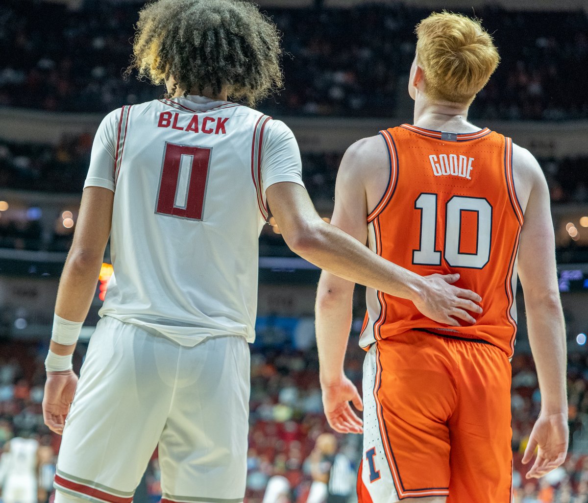 adzilis's tweet photo. A few of my favorite photos from Thursday's season-ending loss for the #Illini against the #razorbacks in the NCAA Tournament's first round. Full gallery with 171 photos here: https://t.co/OXHDXgqh7v https://t.co/ey62yozWYr