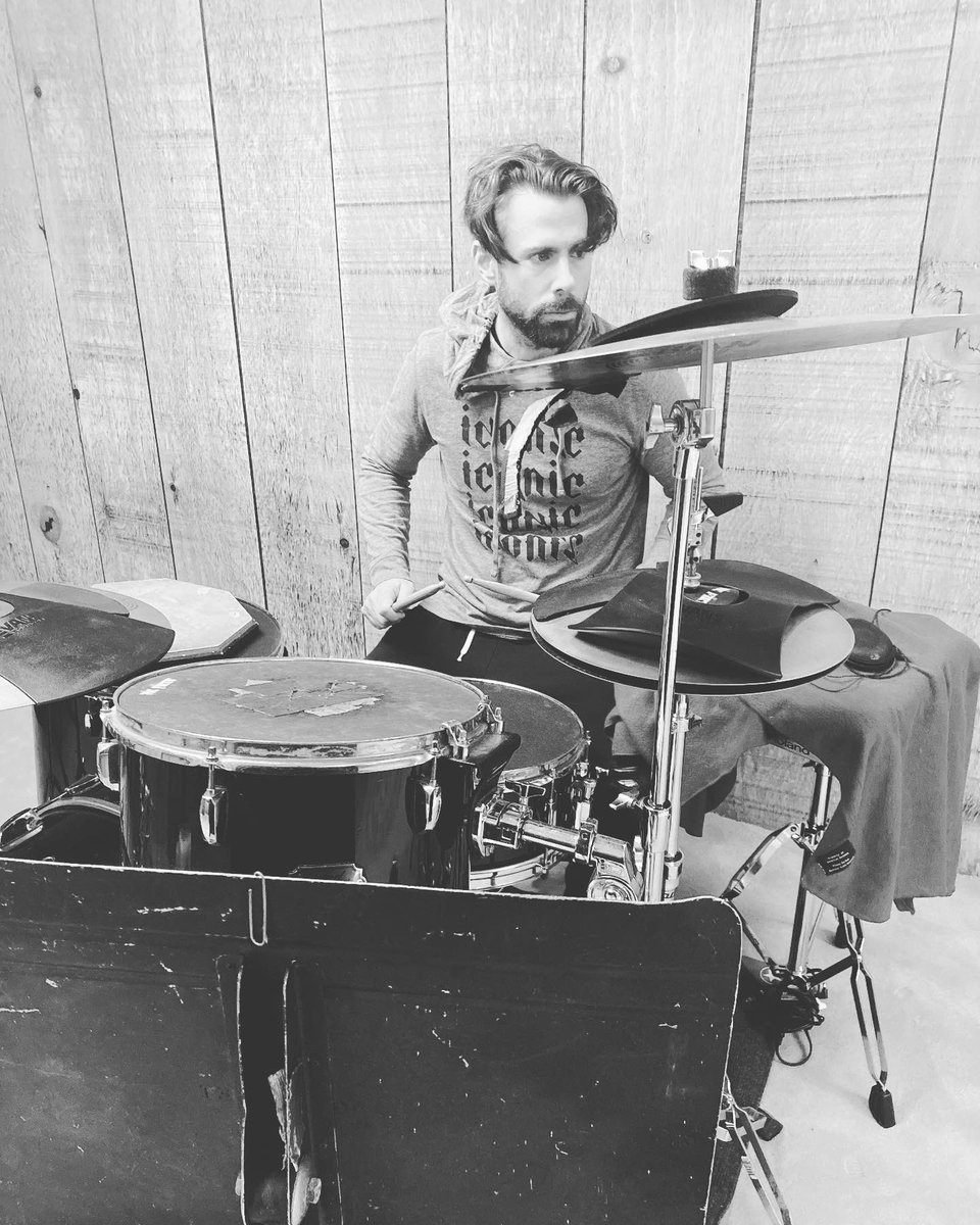 council_band's tweet photo. I can accept failure, everyone fails at something. But I can't accept not trying." - Michael Jordan

#drum #drums #drummer #drumming #drummerlife #musician #council #councilband #reeves #saturday #express #expressyourself #expressmen #twin #instadaily #michaeljordan https://t.co/FImsnHs8E0
