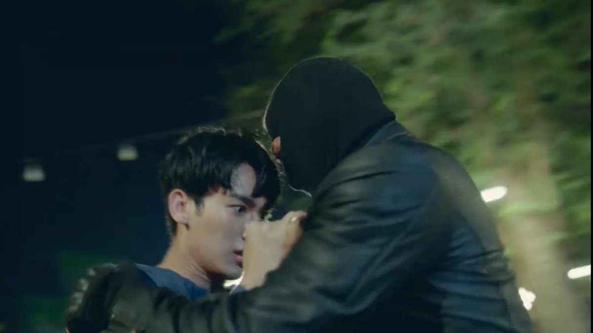 AkrgFullMoon's tweet photo. #ChainsOfHeartEP5 se va a gritar de emoción hay confesión finalmente mi #PeterKen y que cuerpo tan marcado señor #Lue
⛓️ #ChainsofHeart #ตรวนธรณี
#Bxxm_jj #boomraweewit
#ChainsOfHeartEP5 https://t.co/BivmlwoSHn