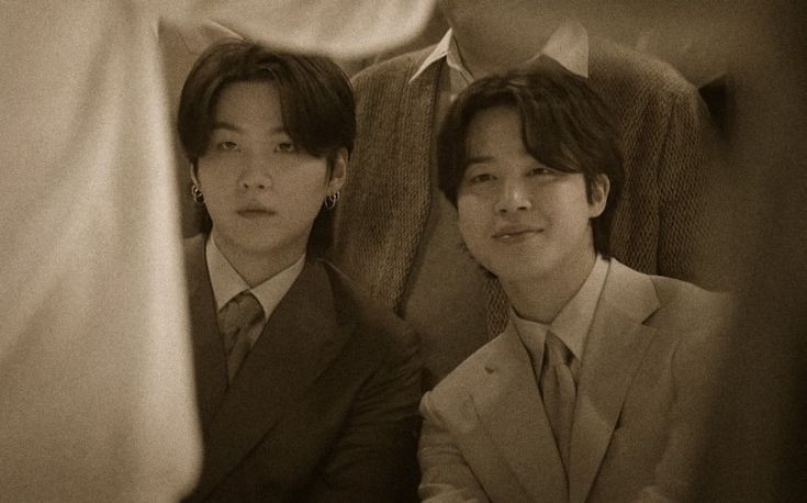 sadece bir fotoğraf oysaki. niye bu kadar hızlı atar bu kalp?