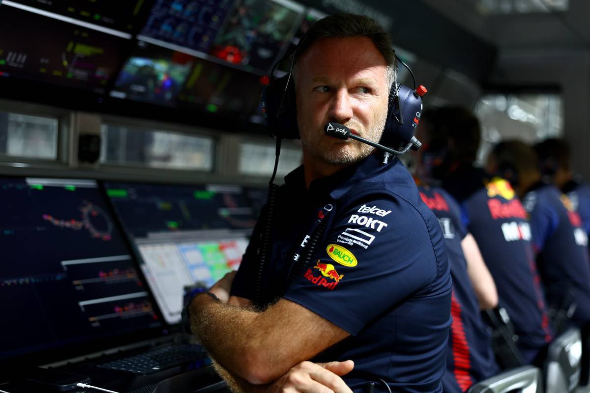 PrimeF1__'s tweet photo. “Debemos asegurarnos de que @SChecoPerez esté concentrado, tenga un buen arranque y haga su trabajo al frente. El problema de Max fue con la caja de cambios. Serán dos carreras distintas para nosotros [VER y PER] y es parte del desafío. Gran, gran vuelta de ‘Checo’”: Horner 🔥🇬🇧 https://t.co/N0B5mW20uW