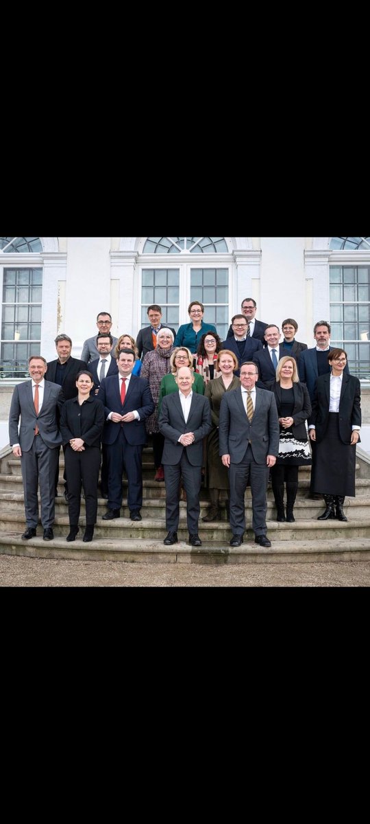 KarstenDittman3's tweet photo. #Deutschland hat die dümmste und unfähigste und bürgerfeindlichste #Regierung dieser Erde. Ob ein #Generalstreik es schaffen würde, diese #Ampelkoalition dahin zu schicken, wo sie hingehört? #AmpelDesGrauensRuecktritt https://t.co/yXFT2CoVfq