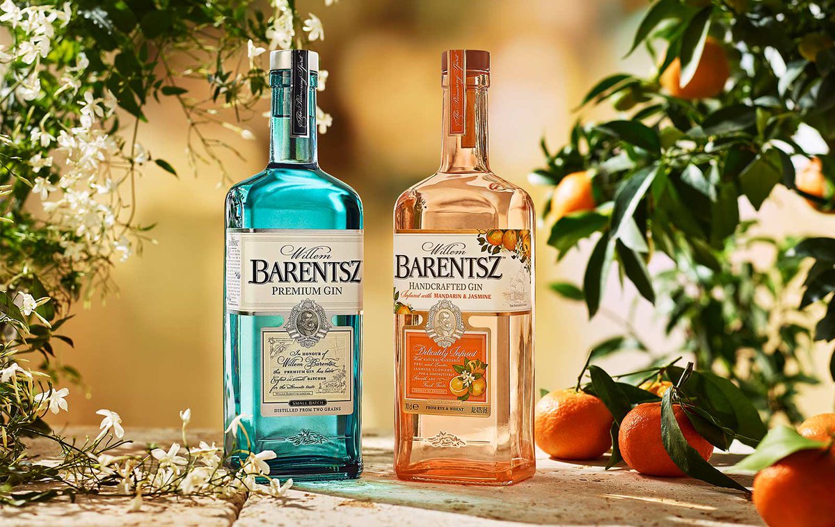 distilledbrands's tweet photo. Barentsz Jasmine Gin is the perfect gift for Mother’s Day. Distilled to perfection using only the finest botanicals. Available from @delivereddrinks @MasterOfMalt @WhiskyExchange #gin #MothersDay #jasmine https://t.co/dFa6Ynolq0