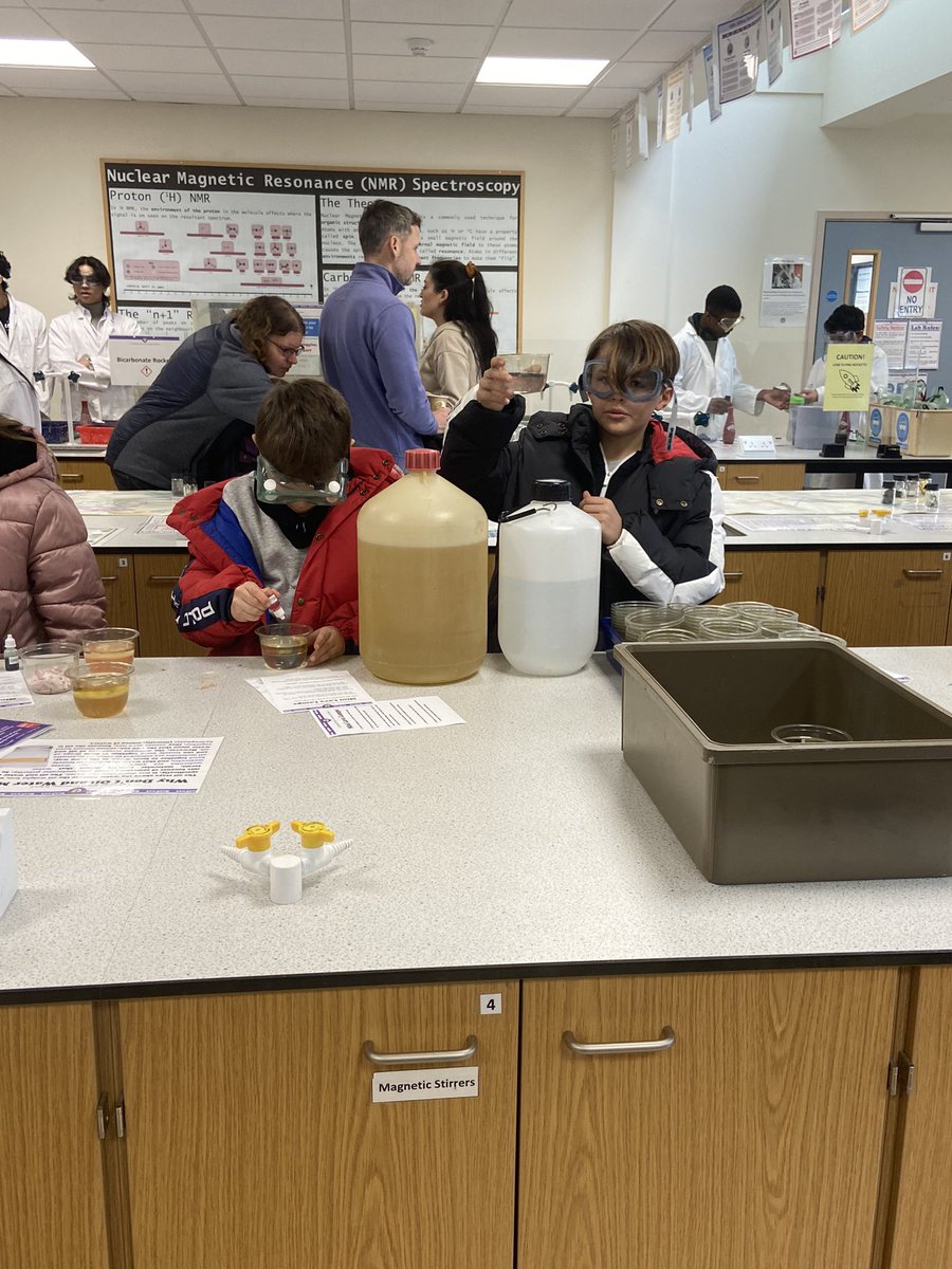 ChristaOsman87's tweet photo. We had a great time at @crgscc sci-fest today. So many great activities available to children… and adults! https://t.co/DlRrG5S2c3