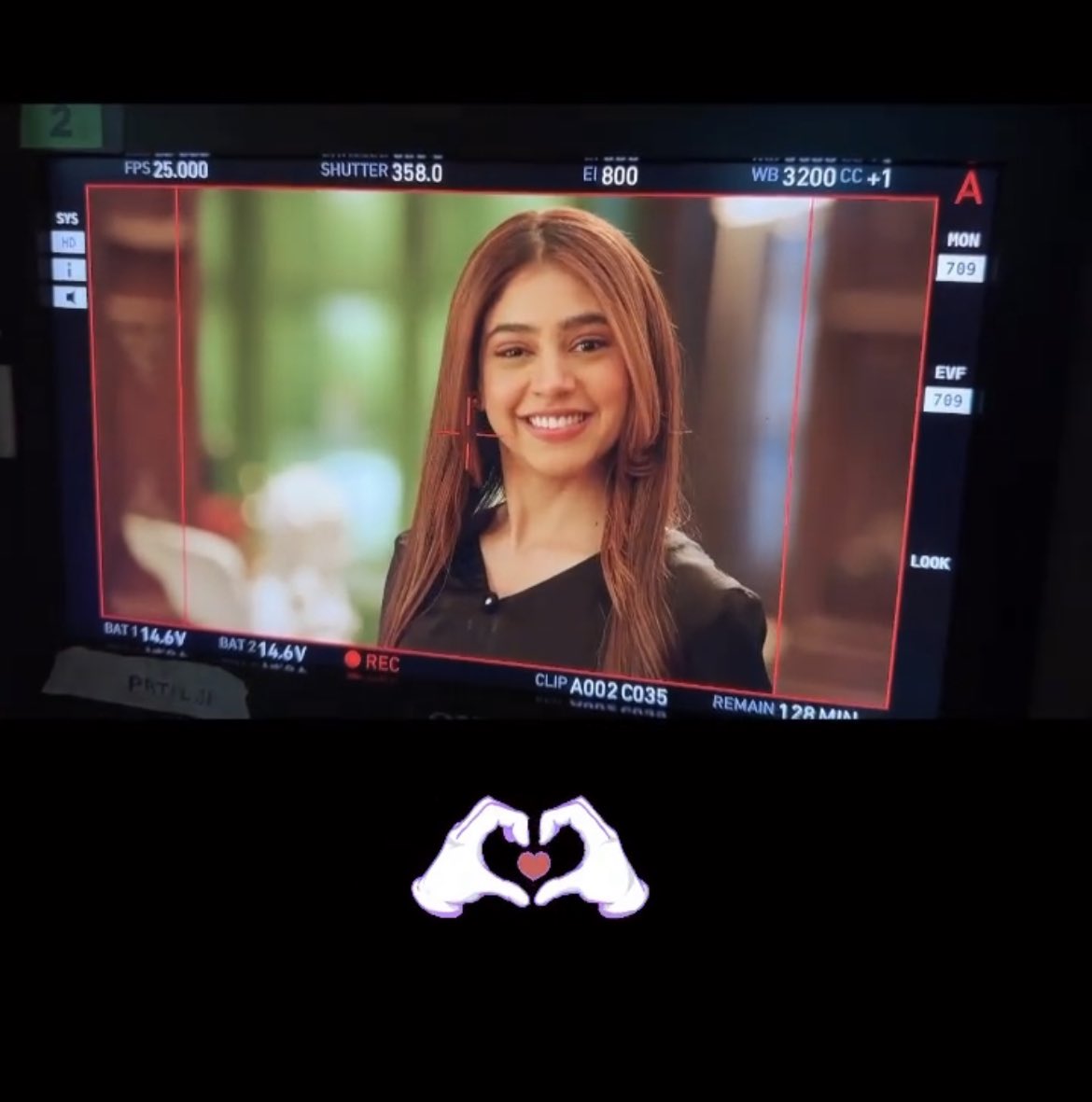 ButterCupcake_A's tweet photo. When you come back to this after long tiring day, the prettiest baby❤️😩

#NitiTaylor𓃵 #NitiTaylor #PrachiKapoor #BadeAccheLagteHai2 #balh2 https://t.co/Q1eGVptjTQ