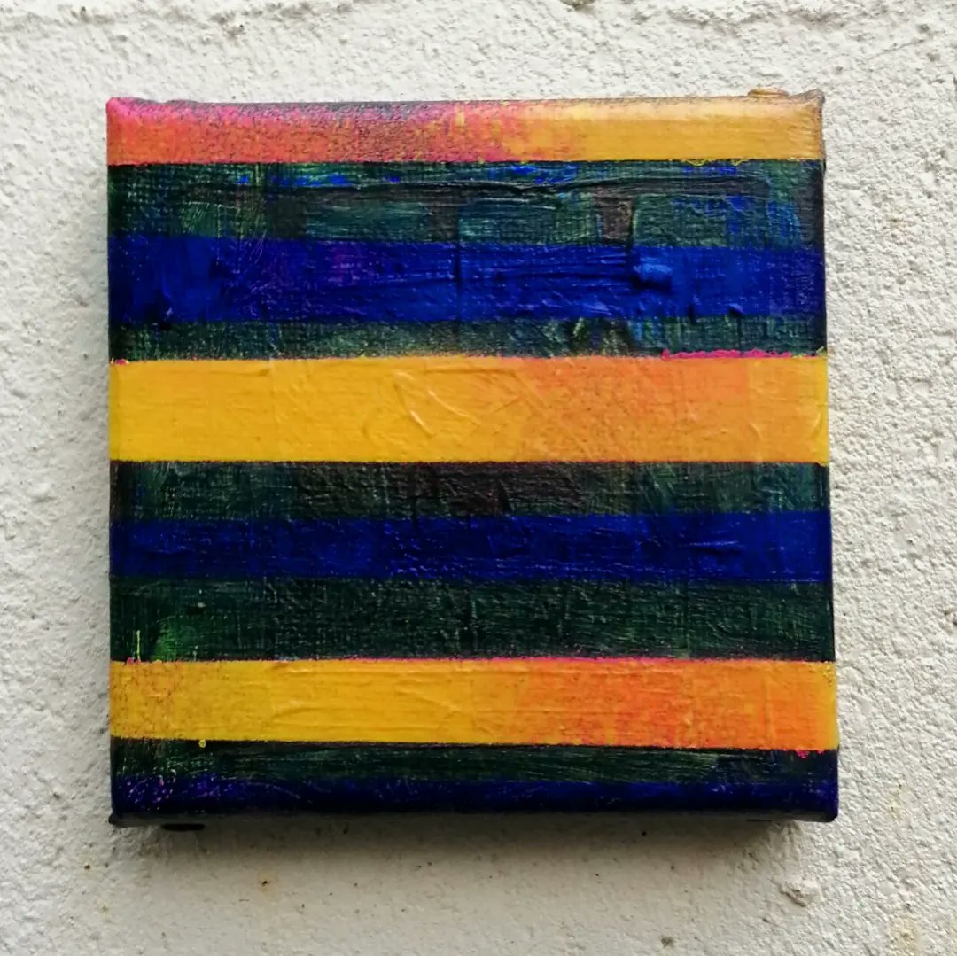 Sean_Worrall's tweet photo. "Ten:979 (Return)" - 16th March 2023 - Acrylic on canvas, 10x10x1cm - The still ongoing matter of a daily concluded painting on a 10cm square canvas, last Thursday was day 979, it goes on... #art #SWten #contemporarypainting #Stripes https://t.co/E6lzLhUsZ4