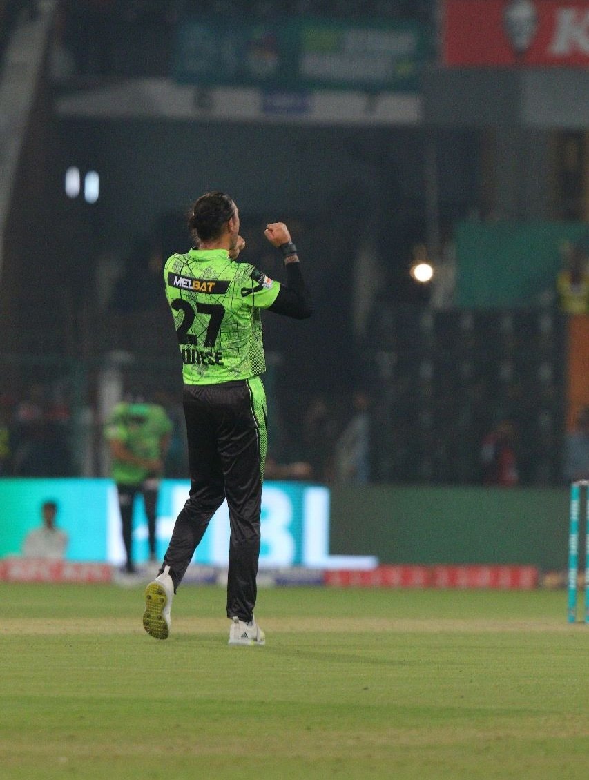 Cricketiology's tweet photo. Moment of the match award goes to Murshad 🔥
#PSLFinal #DavidWiese https://t.co/iW2KQxYhsr