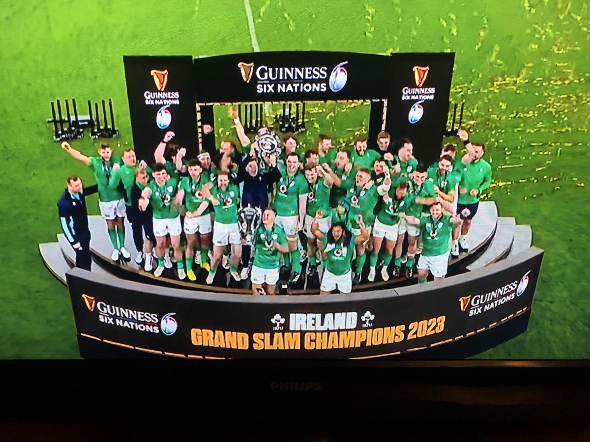 @IrishRugby 🇮🇪☘️ Absolutely Amazing Achievement @IrishRugby !! 🏉🇮🇪🏆☘️👏👏👏💚🧡🤍 #IRLvENG #Ireland #GuinnessSixNations #SixNations2023 #Rugby #GrandSlam #TeamOfUs #StPatricksDay2023 #StPatrickDay #IrishRugby