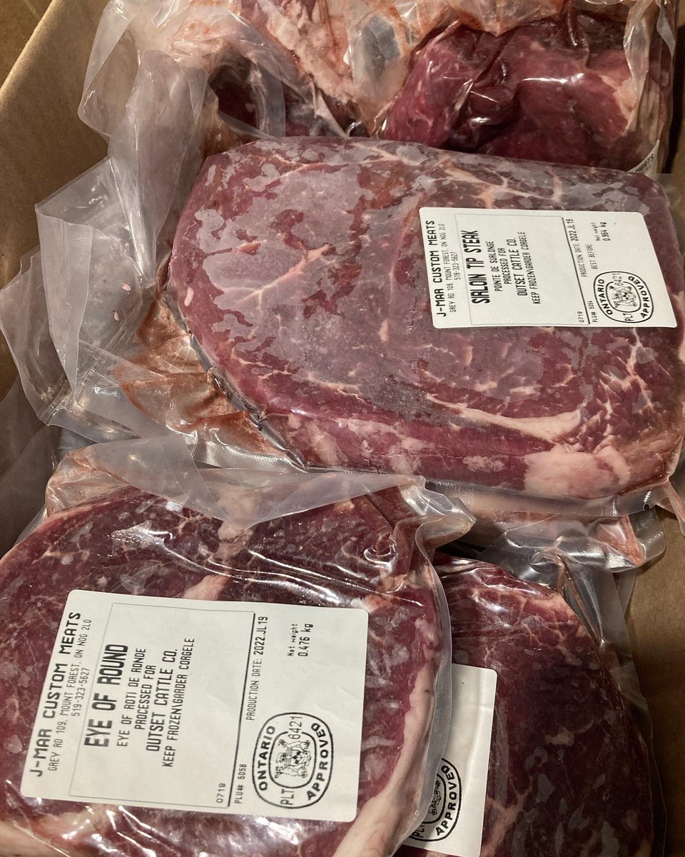 outsetcattleco's tweet photo. Inventory Clear Out 20% off of everything!! Mixed box of Beef $169.36, 10lb lean ground beef $49.95, 4lb brisket $30.99 and more! https://t.co/Nxn0K9esFB