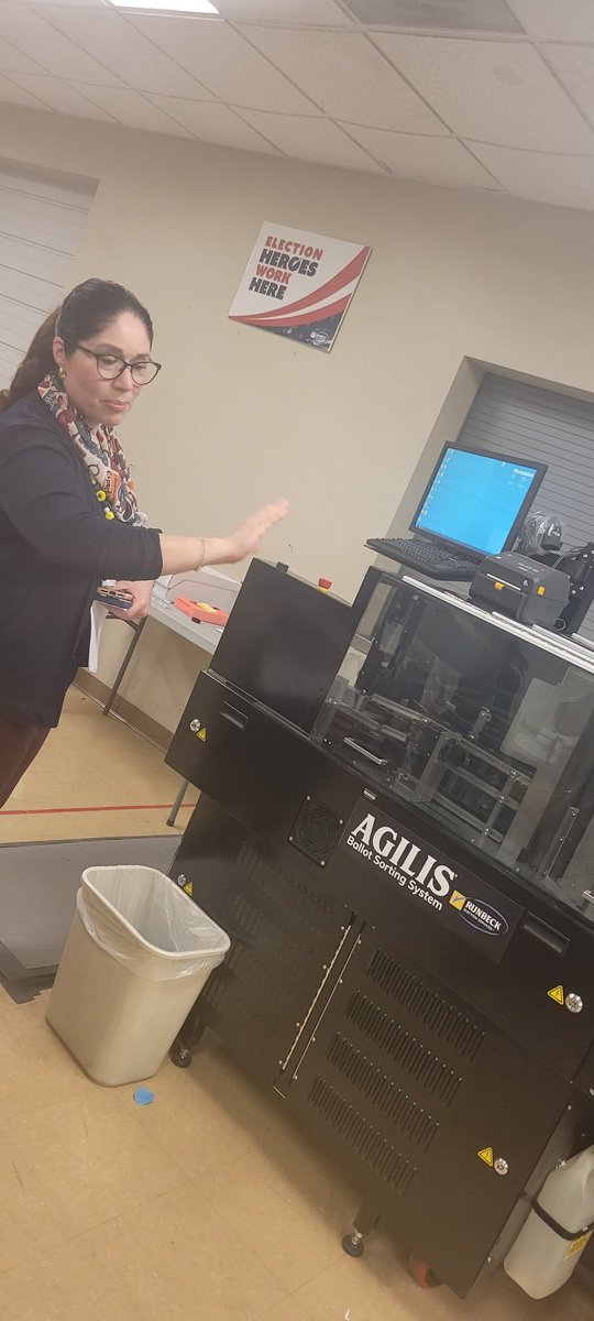 MichelleGorelow's tweet image. Field trip for #nvleg #LegOps committee. @Daniele4NV, @CeceliaGNV and I toured @ClarkCountyNV Elections Dept and saw the life of a ballot and saw just how secure our elections are. Questions? Feel free to reach out to them and become an observer.