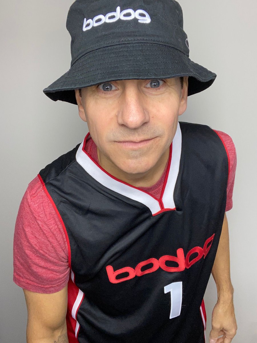 Bodog (@bodogca) on Twitter photo 🚨🏀 BODOG MARCH MADNESS BASKETBALL JERSEY GIVEAWAY!
We’re giving away another jersey just like the one <a href="/RickACampanelli/">Rick Campanelli</a> is wearing!
Who wants it? 😎
RT and Reply who you’re rooting for to win the national championship and we’ll pick a lucky winner!
#MarchMadness 🚨🏀 BODOG MARCH MADNESS BASKETBALL JERSEY GIVEAWAY!
We’re giving away another jersey just like the one <a href="/RickACampanelli/">Rick Campanelli</a> is wearing!
Who wants it? 😎
RT and Reply who you’re rooting for to win the national championship and we’ll pick a lucky winner!
#MarchMadness
