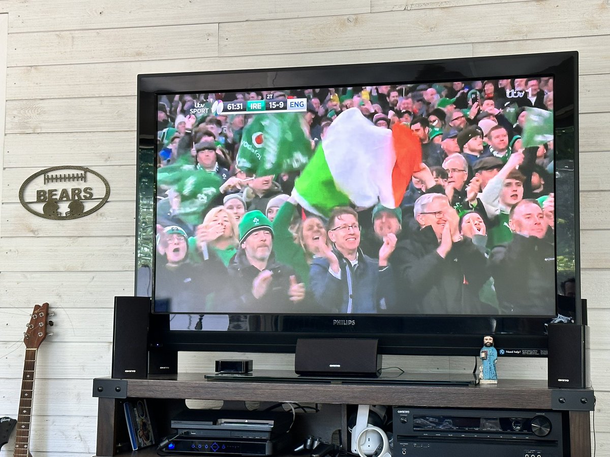 SimiWill's tweet image. Congrats Ireland! 🇮🇪🏉🍀💚🏆

@SixNationsRugby Grand Slam Champions! 

@IrishRugby