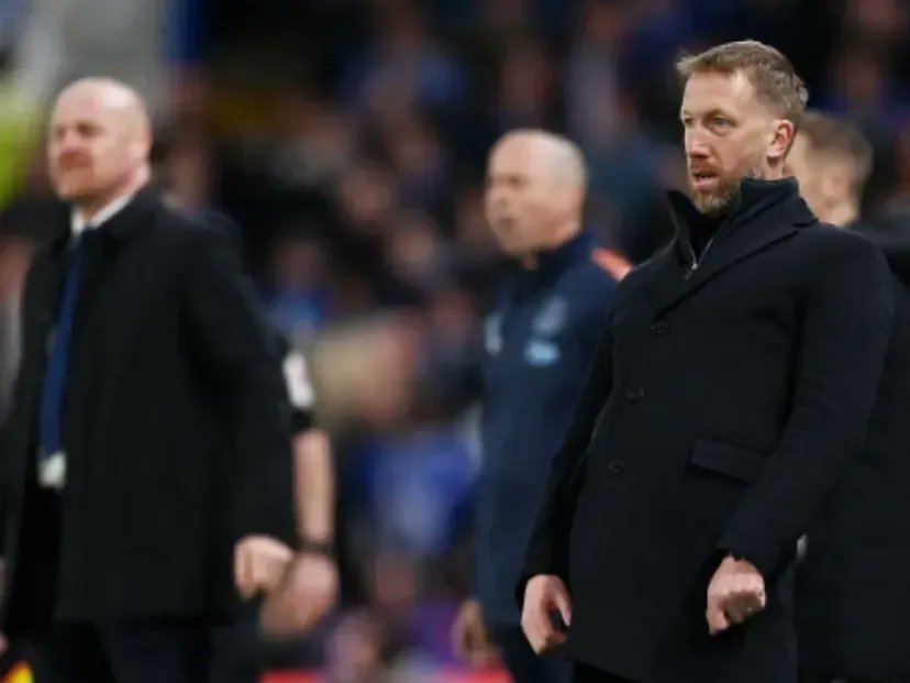 chriswrightzz's tweet image. Terrible substitutions from Potter, why on earth would you take off our attackers? Points dropped, very disappointing.