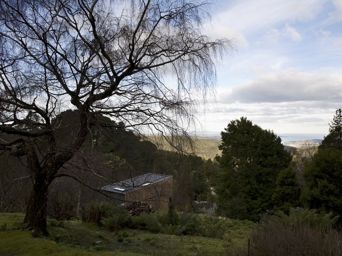 IsaiahRealtor's tweet photo. Natural beauty and scenic views are big parts of the appeal of this #uniquehome. #landscape  https://t.co/Z4dd06hihC https://t.co/qL9pEFANHM