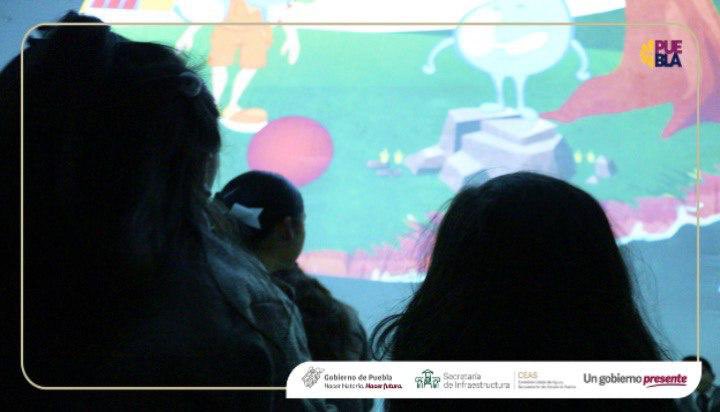 CeasPueOficial's tweet photo. #CEASPUEInforma 📰 | Con “Domo Educativo” y “Manual Interactivo de Saneamiento” el @Gob_Puebla a través de la Comisión promueve el cuidado del medio ambiente con estudiantes en #Tlatlauquitepec. ✍🏼📷 https://t.co/E2rviDF1gs
#HagámosloJuntos
#PorPuebla
@JuanPablo_CC22 https://t.co/fOMOd78tQr