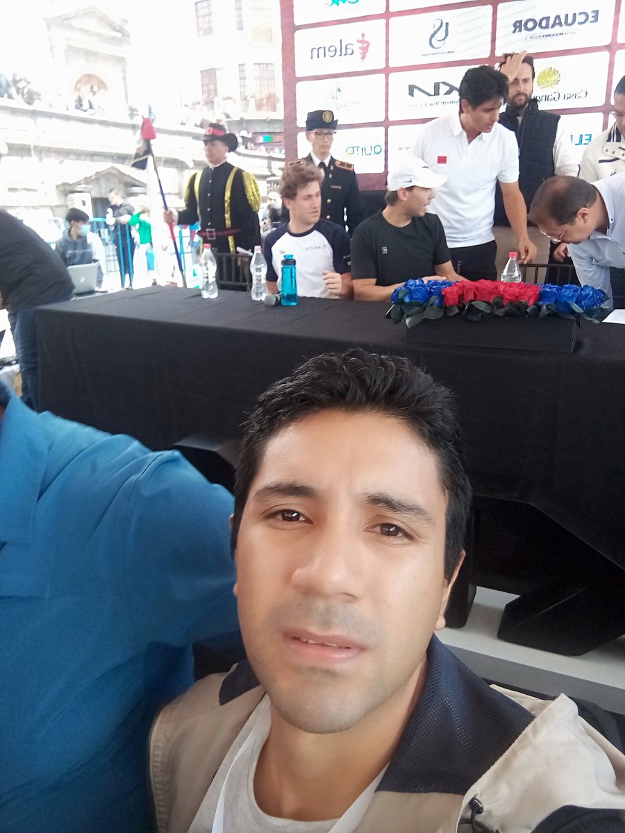 miguelvallejom's tweet photo. 🇪🇦🎾🎙️📻📸💪🏻🤗
Recuerdos de la cobertura del partido de exhibición de @RafaelNadal vs @CasperRuud98 en Quito en octubre del 2022.
#RafaelNadal #CasperRuud #Quito #CopaKia #NadalEnQuito #Tenis #TenisEcuador https://t.co/qpFx8z9sk4