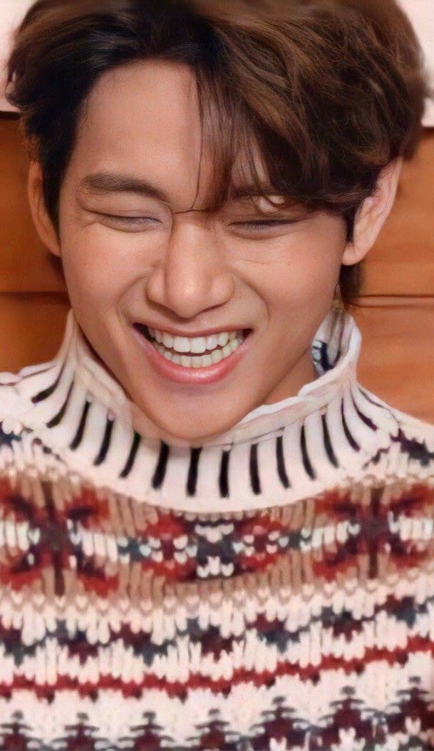 TGsBangtanLife's tweet photo. A smile for your Saturday afternoon 😁💜🥰
I vote for #YetToCome by @BTS_twt BTS as the #BestMusicVideo at the 2023 #iHeartAwards https://t.co/0PWHI1wXgg