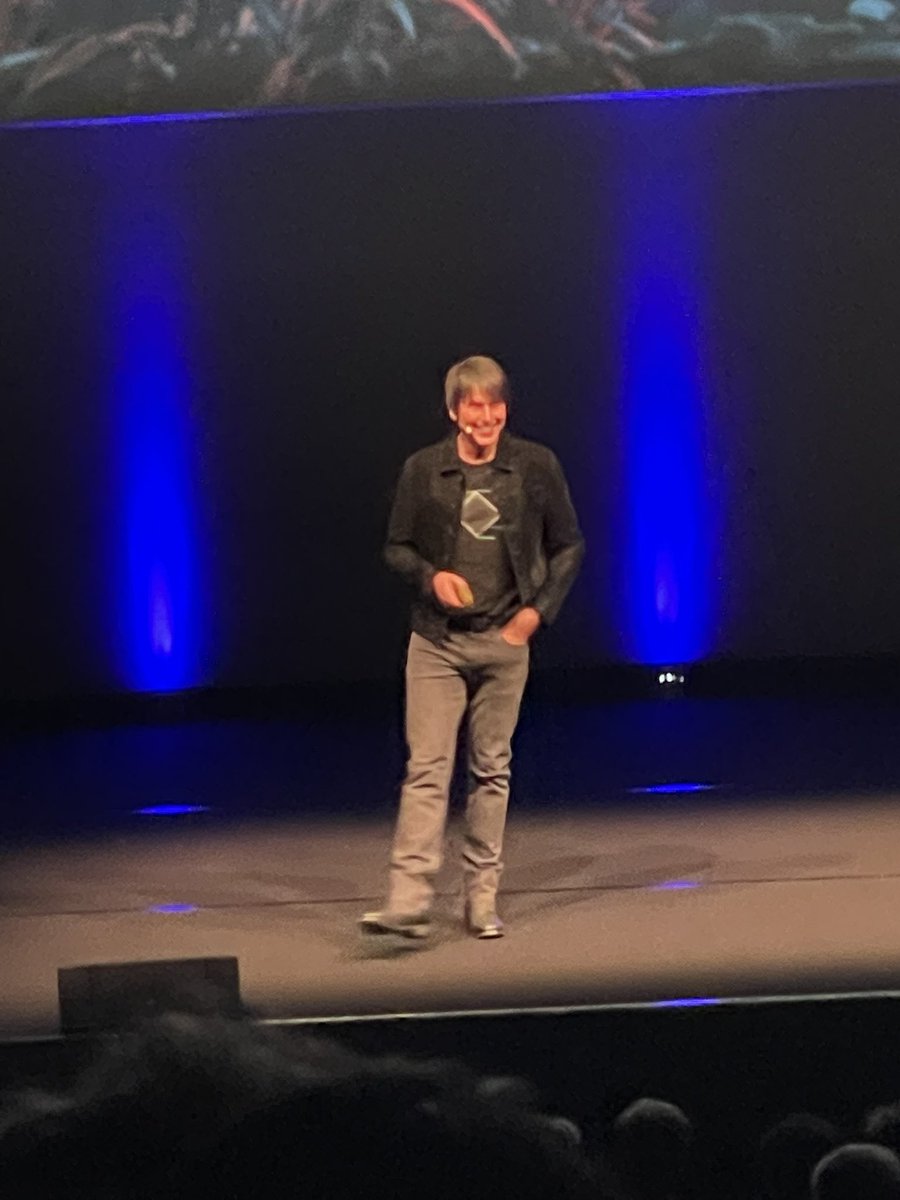 HHSsciteacher's tweet photo. @ProfBrianCox Excited to join you! #horizonslive https://t.co/hWYEVFZ365