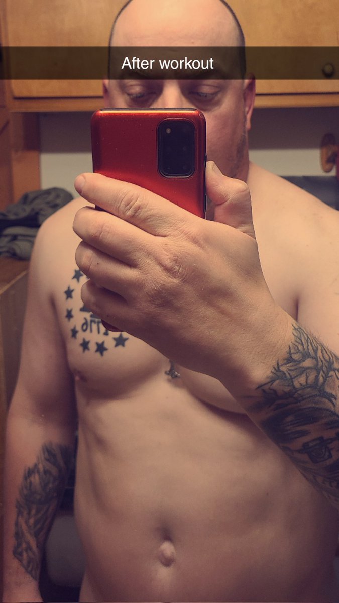 JarrodJrodwolf's tweet photo. Last accout got hacked so I'm made a new account. After workout pic #workout #FeelingGood #lookingbetter https://t.co/tEVY7rtdt5