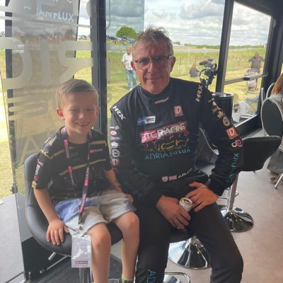 Simon Ripley tweet media
