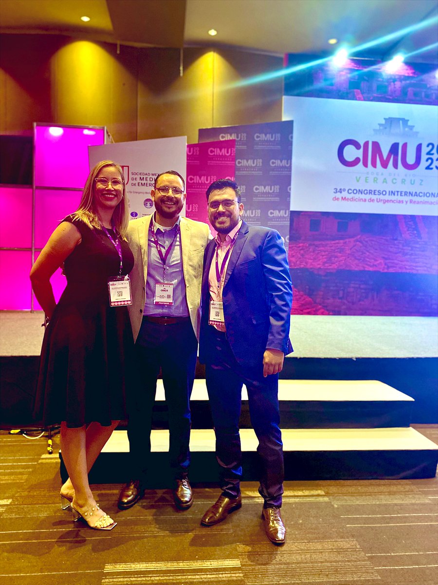 SOMELaguna's tweet photo. Gracias #CIMU2023 por la oportunidad de conocer grandes amigos y médicos 👨⚕️@toxgloo @SaidDLCR @FfrancoN18 Dra. Angelica Gutiérrez
💉 Hermanos de urgencias 💪🏻 Por mucho trabajo en equipo por venir !!
#somel #yosoysomel #smmue #smme #CIMU2023 https://t.co/kTEpKiqs8x