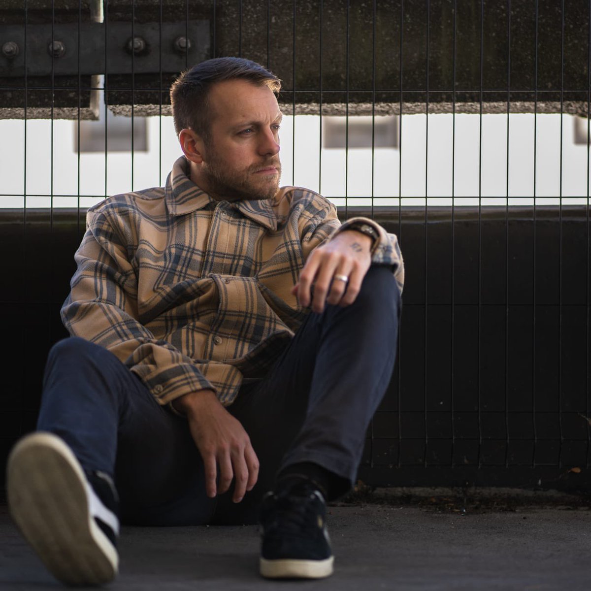 altrrecords's tweet photo. Rising British DJ &amp; producer DaveJ is rapidly carving out a fine reputation for impeccably crafted and produced original Minimal-house music.

You can grab his latest release exclusively via our bandcamp! https://t.co/Ge9tMnaFYc