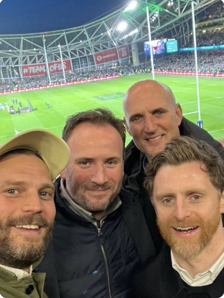 #jamiedornan lucky boy with his great friends at #LandsowneRoad to witness #ireland win the #GrandSlam #SixNations2023 ☘️☘️☘️☘️